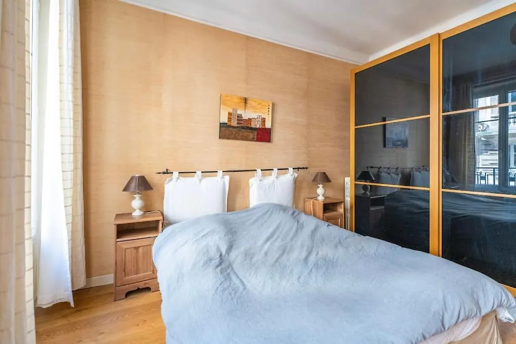 Creative Artist's Retreat In Appartamento Parigi