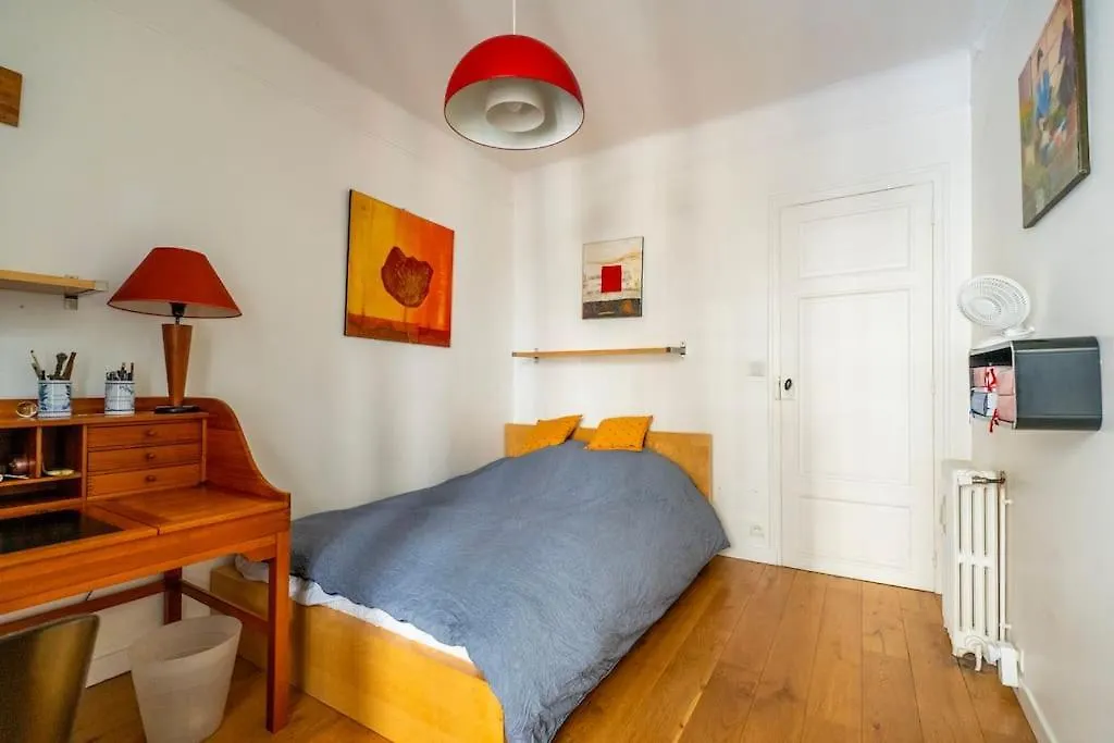 Creative Artist's Retreat In Parigi